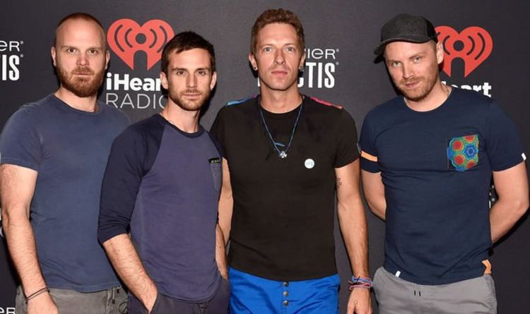 Coldplaying on X: Jonny Buckland, Guy Berryman, and Will Champion at the  AAF pop up in London! - December 2